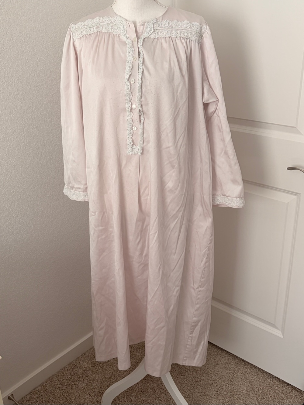Christian Dior Vintage Women’s Lingerie Nightgown Sz Small